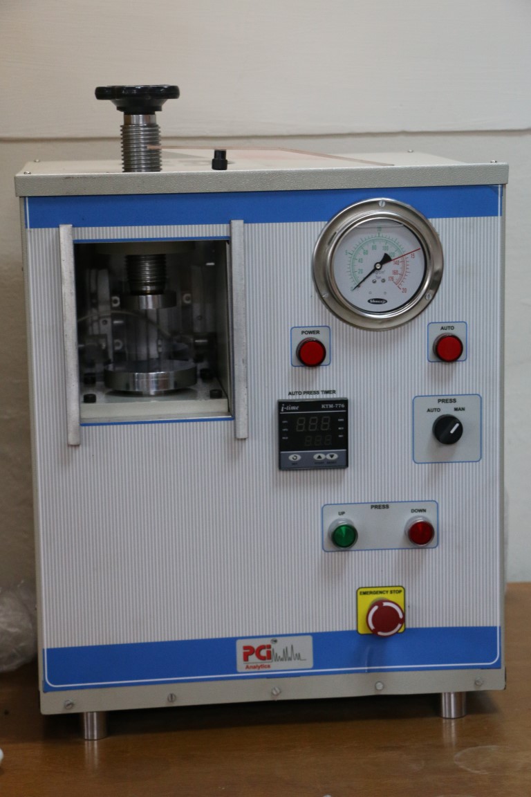 Laboratory equipment